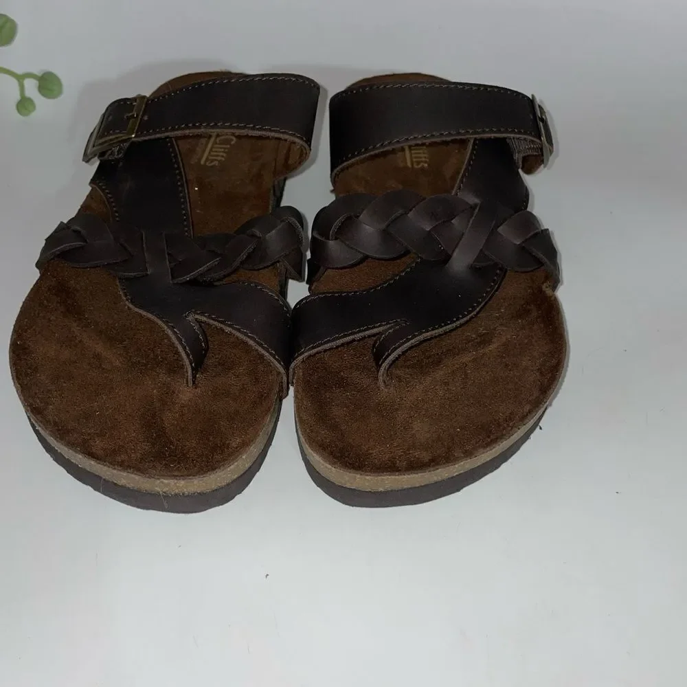 New Cliff by White Mountain Brown Sandals